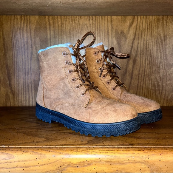 SQL Lace-Up Boots - Picture 2 of 6